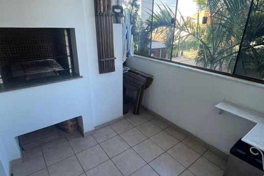 Varanda de apartamento à venda com 1 quarto, 45m² em Farrapos, Porto Alegre