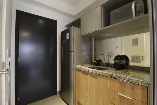 Cozinha de kitnet/studio à venda com 1 quarto, 26m² em Moema, São Paulo