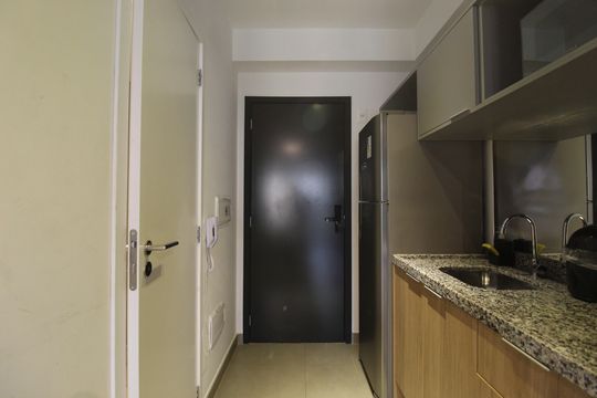 Cozinha de kitnet/studio à venda com 1 quarto, 26m² em Moema, São Paulo
