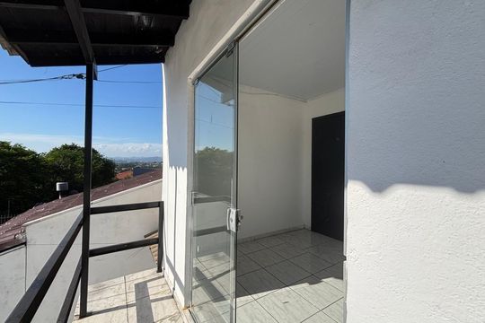 Casa à venda com 2 quartos, 70m² em Fazenda São Borja, São Leopoldo