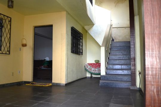 Varanda de casa à venda com 3 quartos, 360m² em Dom Silverio, Belo Horizonte