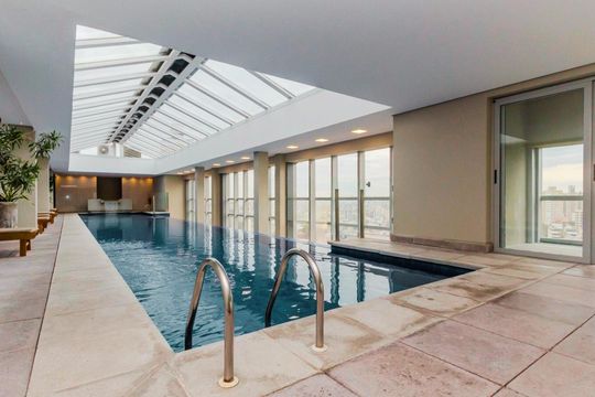 Área externa de apartamento à venda com 1 quarto, 72m² em Petrópolis, Porto Alegre