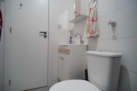 Banheiro de casa à venda com 2 quartos, 150m² em Santo Andre, São Leopoldo