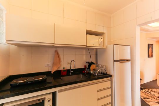 Cozinha de apartamento para alugar com 1 quarto, 53m² em Mooca, São Paulo