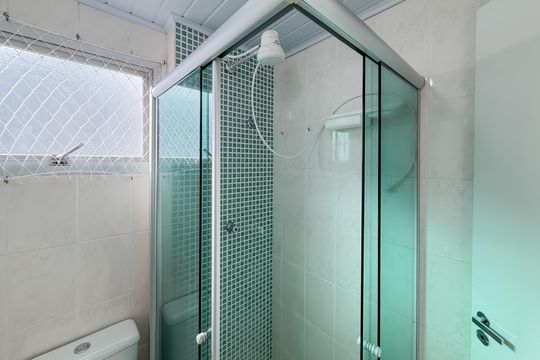 Banheiro Social de apartamento para alugar com 3 quartos, 73m² em Vila Monumento, São Paulo