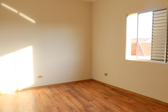 Quarto 1 de casa à venda com 3 quartos, 215m² em Jardim Ibitirama, São Paulo