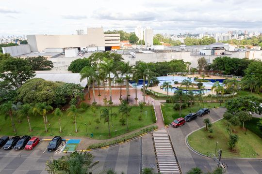 Varanda - Vista do Clube do condomínio de apartamento à venda com 2 quartos, 134m² em Jardim Olympia, São Paulo