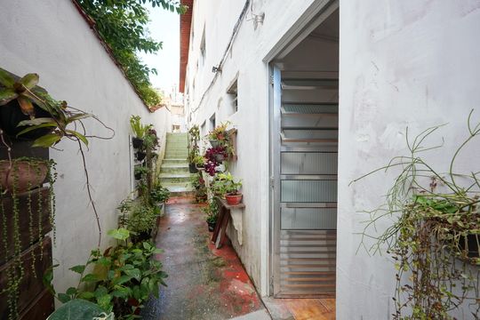 Corredor de casa para alugar com 2 quartos, 70m² em Vila Mariana, São Paulo
