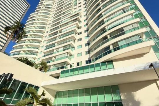 Fachada de apartamento para alugar com 2 quartos, 91m² em Caminho das Árvores, Salvador
