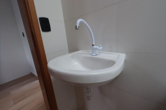 Banheiro de apartamento para alugar com 1 quarto, 38m² em Jardim Aricanduva, São Paulo