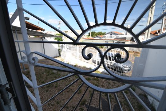 Quarto 1 - Vista de casa para alugar com 3 quartos, 165m² em Jardim Chapadão, Campinas