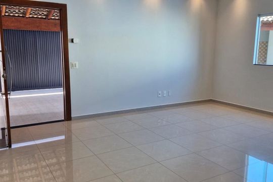 Sala de casa para alugar com 4 quartos, 200m² em Alto Umuarama, Uberlândia