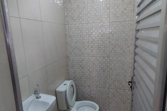 Banheiro de casa à venda com 3 quartos, 90m² em Cursino, São Paulo