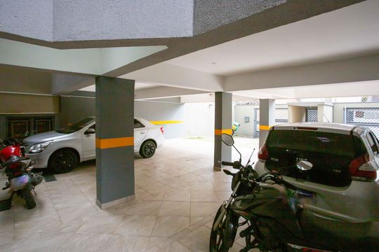 Garagem de apartamento à venda com 2 quartos, 46m² em Jardim Luso, São Paulo