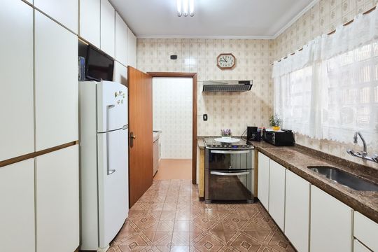 Cozinha de casa à venda com 4 quartos, 226m² em Jardim do Mar, São Bernardo do Campo