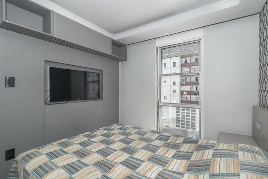 Quarto de apartamento à venda com 1 quarto, 39m² em Humaitá, Porto Alegre