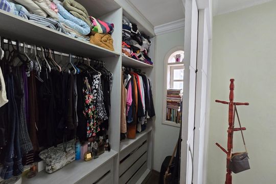 Closet da Suíte 1 de casa à venda com 4 quartos, 261m² em Vila Rosalia, Guarulhos