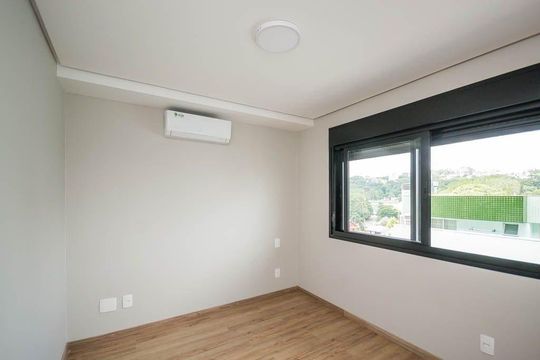 Quarto de apartamento para alugar com 1 quarto, 47m² em Menino Deus, Porto Alegre