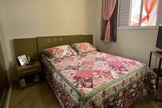 Quarto 1  de apartamento para alugar com 2 quartos, 48m² em Bairro dos Casa, São Bernardo do Campo