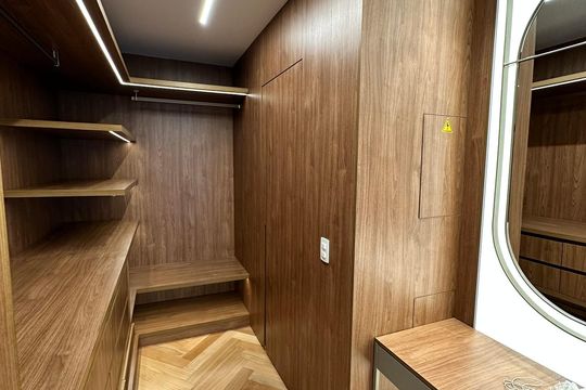Closet de apartamento à venda com 4 quartos, 230m² em Pinheiros, São Paulo