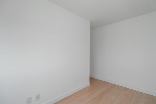 Quarto de apartamento à venda com 2 quartos, 52m² em Humaitá, Porto Alegre