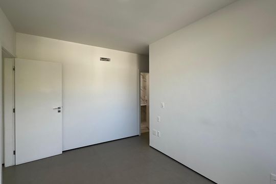 Quarto 2 de casa de condomínio à venda com 4 quartos, 493m² em Barra da Tijuca, Rio de Janeiro