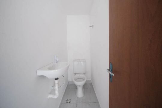 Lavabo de casa de condomínio à venda com 2 quartos, 60m² em Vila Ré, São Paulo