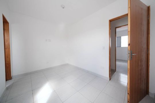 Suíte 1 de casa de condomínio à venda com 2 quartos, 60m² em Vila Ré, São Paulo