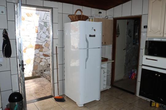 Casa para alugar com 2 quartos, 100m² em Vila Olinda, Embu das Artes