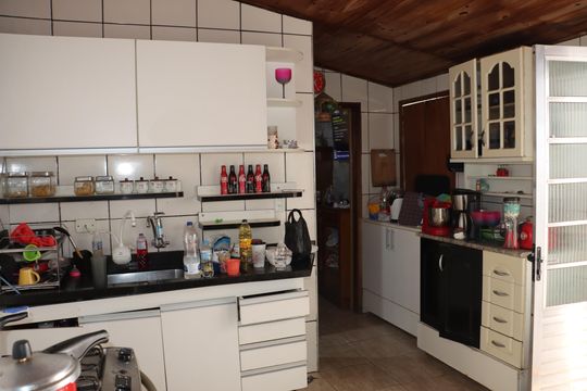 Casa para alugar com 2 quartos, 100m² em Vila Olinda, Embu das Artes
