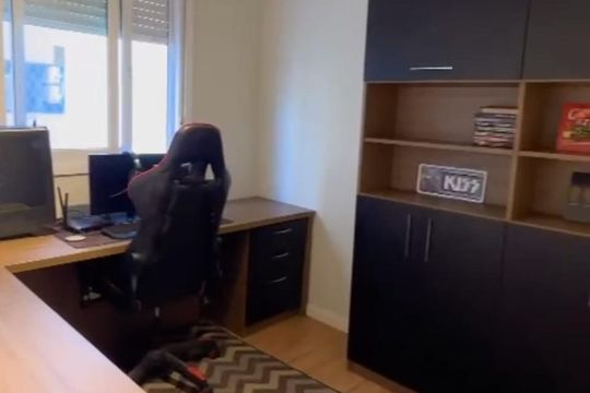 Quarto de apartamento à venda com 2 quartos, 61m² em Centro, Canoas