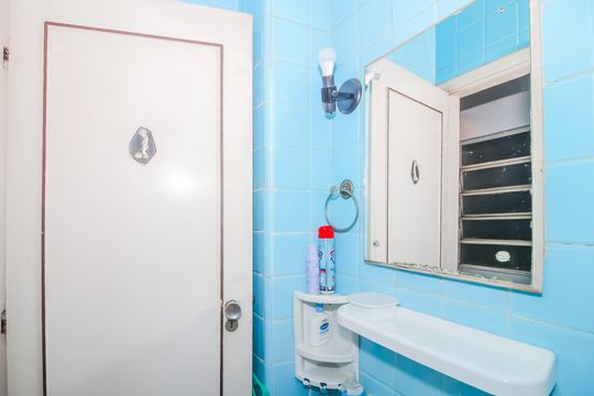 Banheiro social de apartamento à venda com 3 quartos, 195m² em Bom Retiro, São Paulo