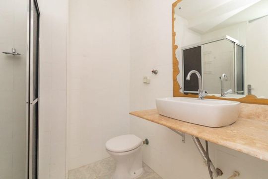 Banheiro 1 de apartamento para alugar com 2 quartos, 80m² em Cidade Baixa, Porto Alegre