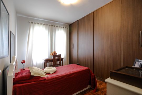 Quarto 2 de casa para alugar com 4 quartos, 220m² em Vila Vitoria, Mogi das Cruzes
