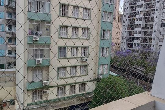 Vista  de apartamento à venda com 1 quarto, 27m² em Centro Histórico, Porto Alegre