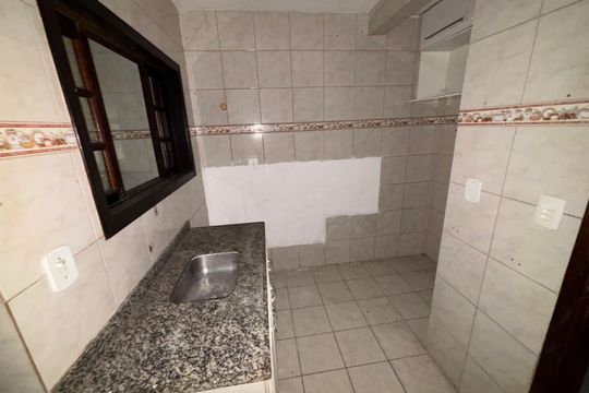Casa de Condomínio para alugar com 2 quartos, 90m² em Sapê, Niterói