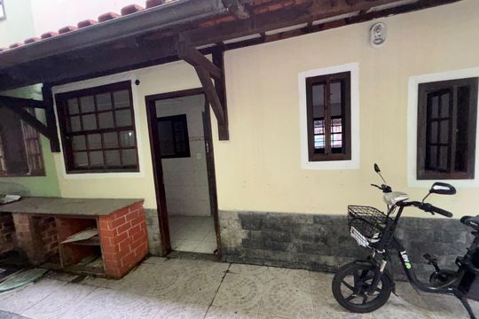 Casa de Condomínio para alugar com 2 quartos, 90m² em Sapê, Niterói