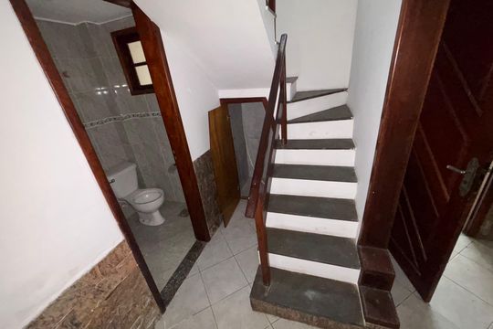 Casa de Condomínio para alugar com 2 quartos, 90m² em Sapê, Niterói