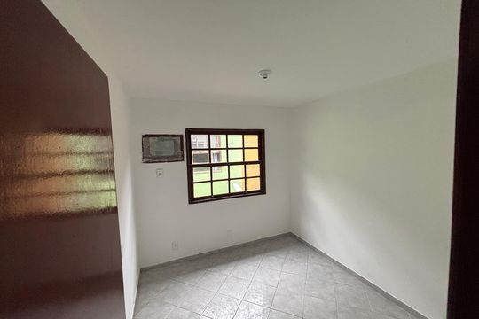 Casa de Condomínio para alugar com 2 quartos, 90m² em Sapê, Niterói