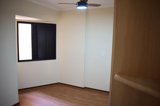 Quarto 2 de apartamento para alugar com 3 quartos, 124m² em Centro, Ribeirão Preto