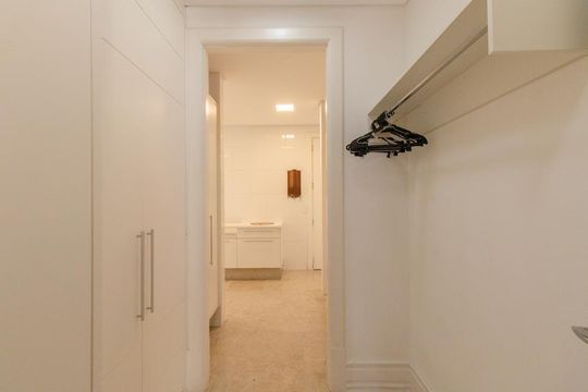 Área de Serviço de apartamento para alugar com 3 quartos, 340m² em Batel, Curitiba