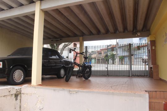 Garagem de casa à venda com 2 quartos, 97m² em Olímpico, São Caetano do Sul