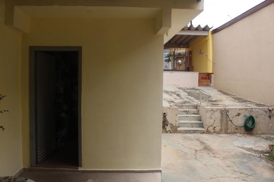 Quintal de casa à venda com 2 quartos, 97m² em Olímpico, São Caetano do Sul