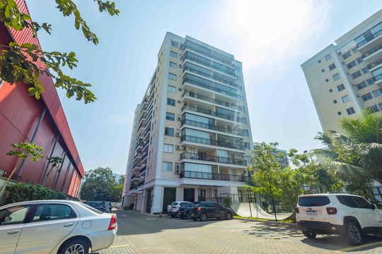 Fachada de apartamento à venda com 2 quartos, 69m² em Recreio dos Bandeirantes, Rio de Janeiro