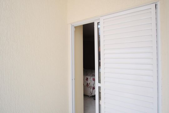 Varanda da Suíte 1 de casa à venda com 3 quartos, 125m² em Vila Carrão, São Paulo