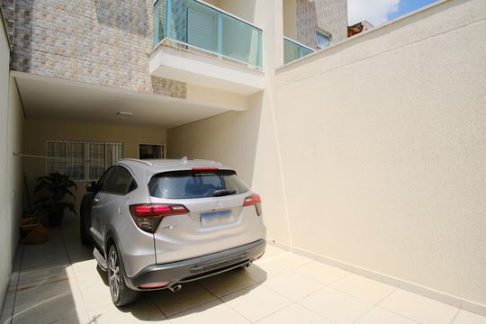 Garagem de casa à venda com 3 quartos, 125m² em Vila Carrão, São Paulo