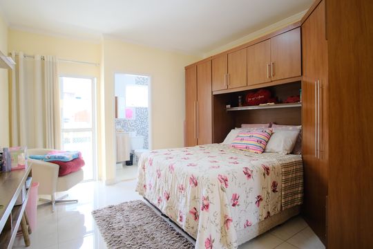 Suíte 1 de casa à venda com 3 quartos, 125m² em Vila Carrão, São Paulo
