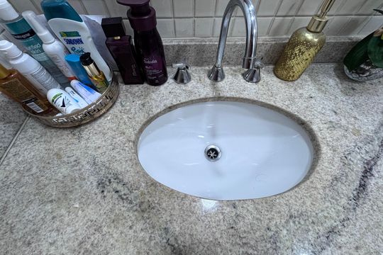 Suíte - Banheiro de apartamento à venda com 3 quartos, 84m² em Recreio dos Bandeirantes, Rio de Janeiro