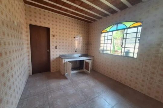 Casa para alugar com 3 quartos, 108m² em Caieiras, Vespasiano