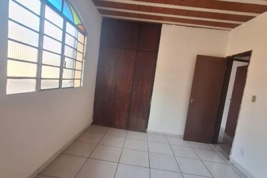 Casa para alugar com 3 quartos, 108m² em Caieiras, Vespasiano